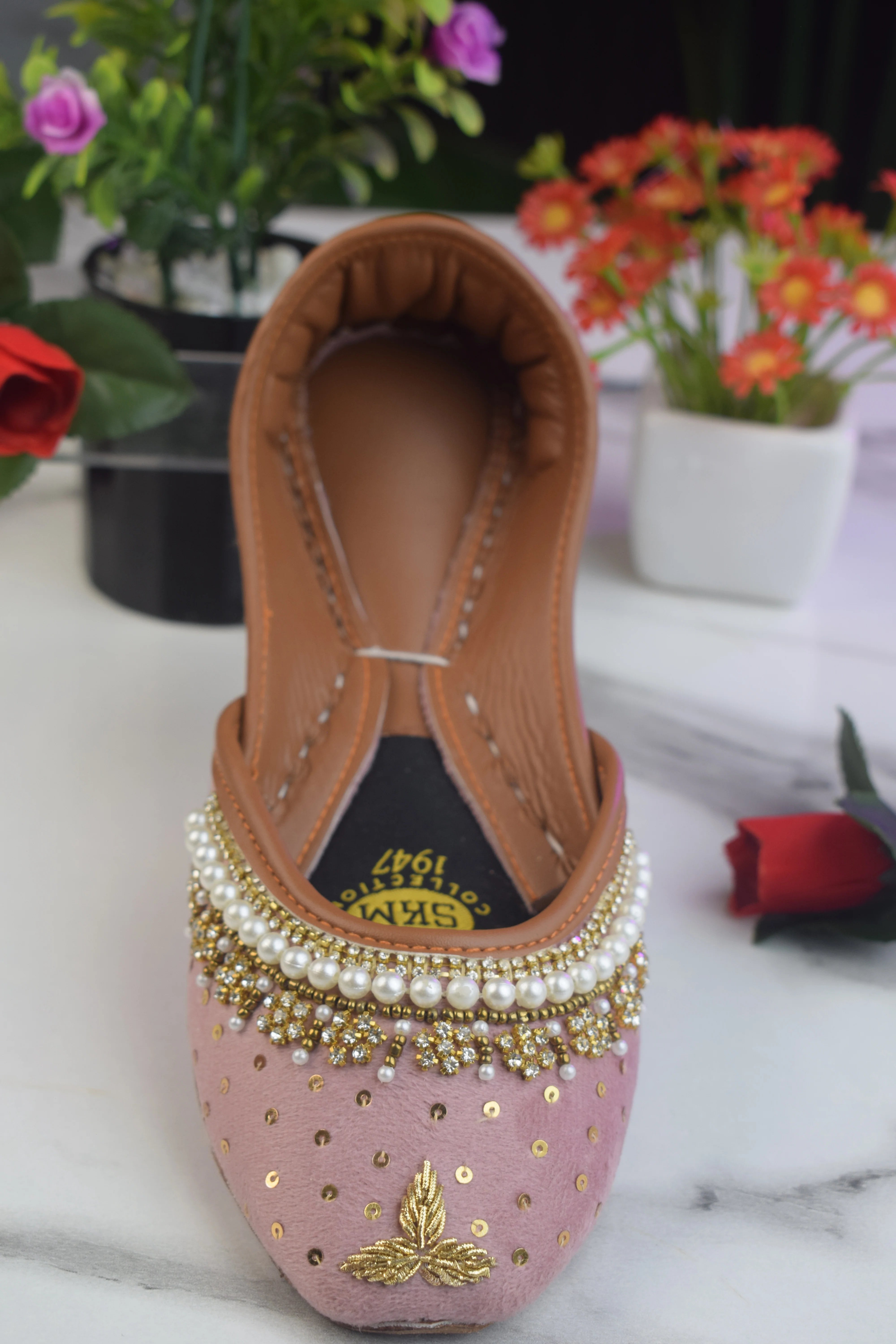 Elegant Rose Pink Khussa -010