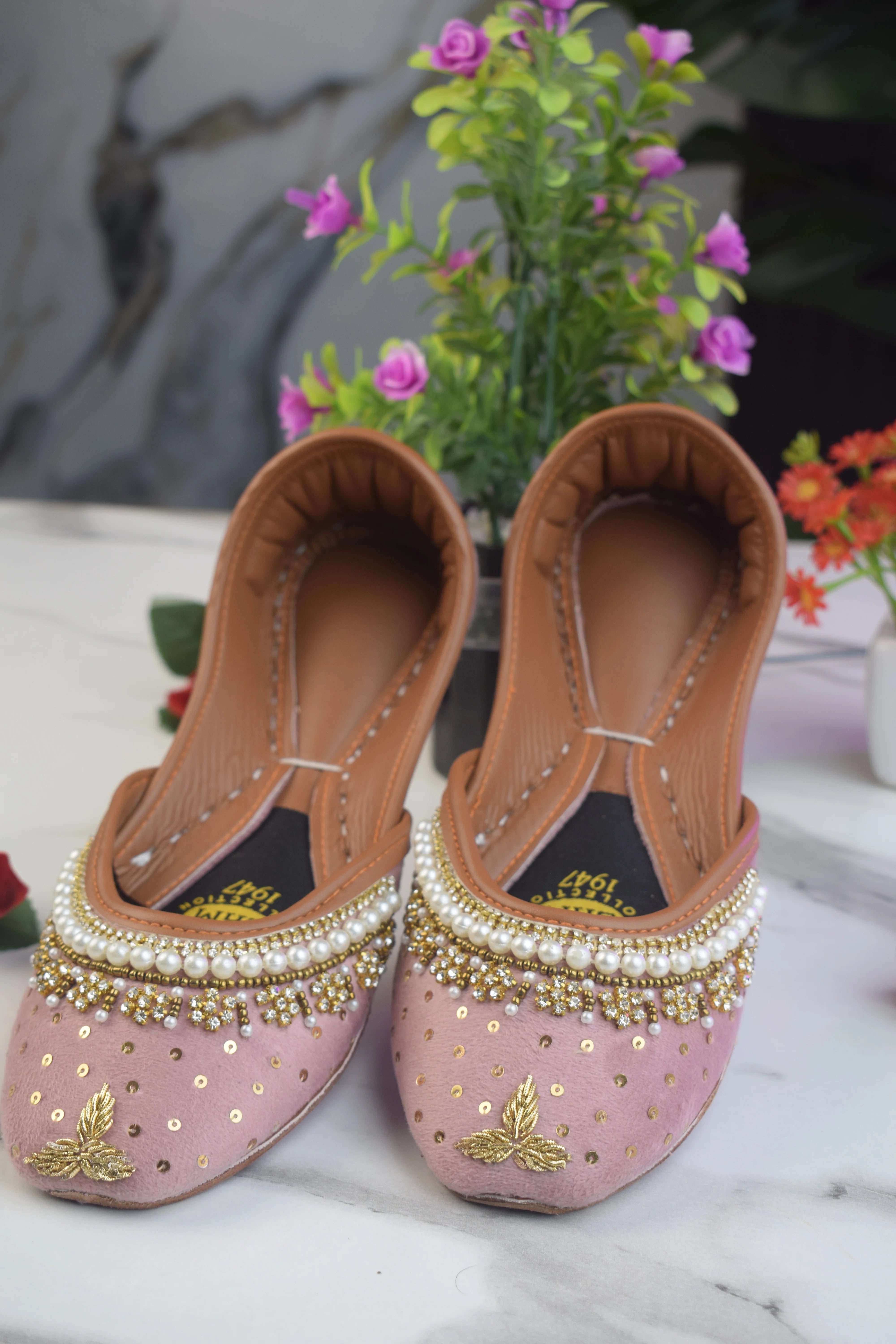 Elegant Rose Pink Khussa -010