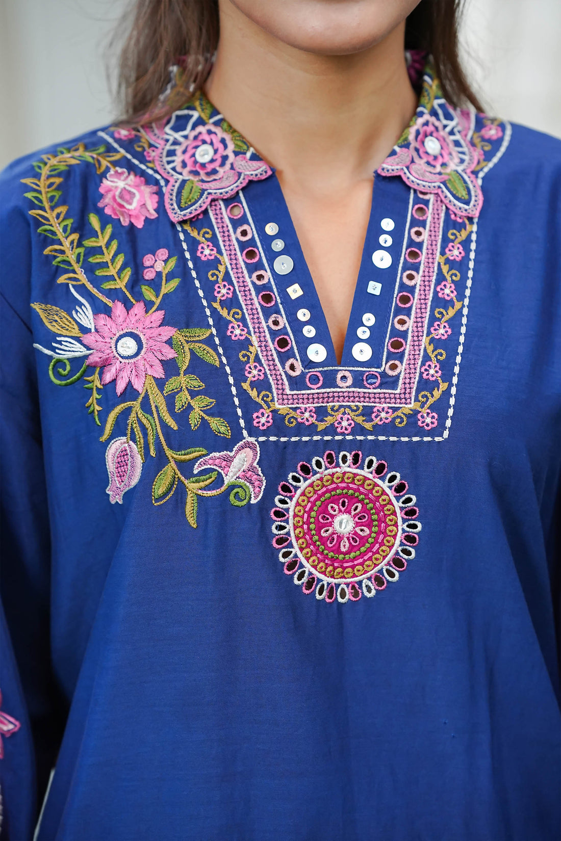 2pc unstitched lawn suite