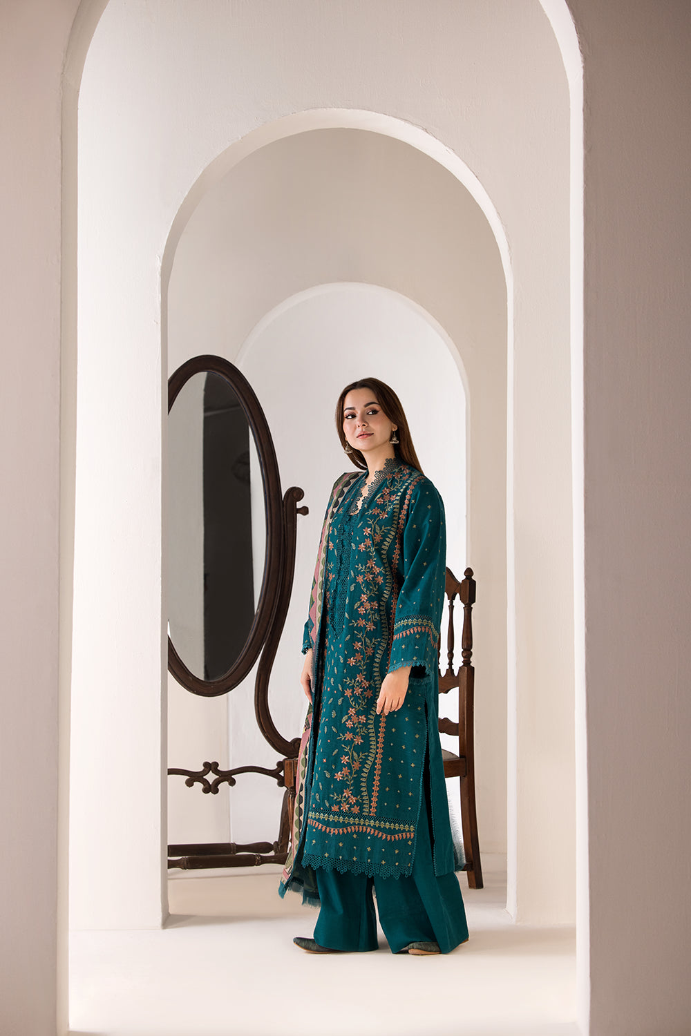 Dhanak Embroidered 3PC Suit with Printed Shawl