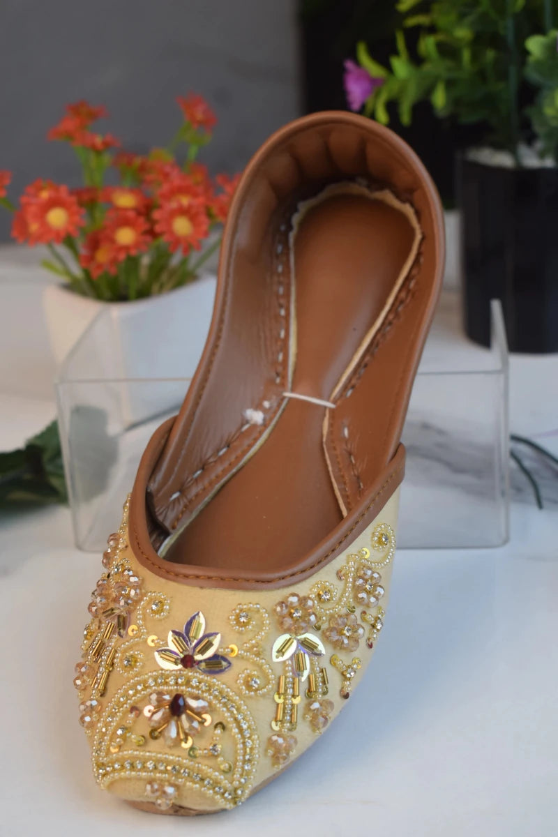 Fancy Khussa -005 - Rang Nazara